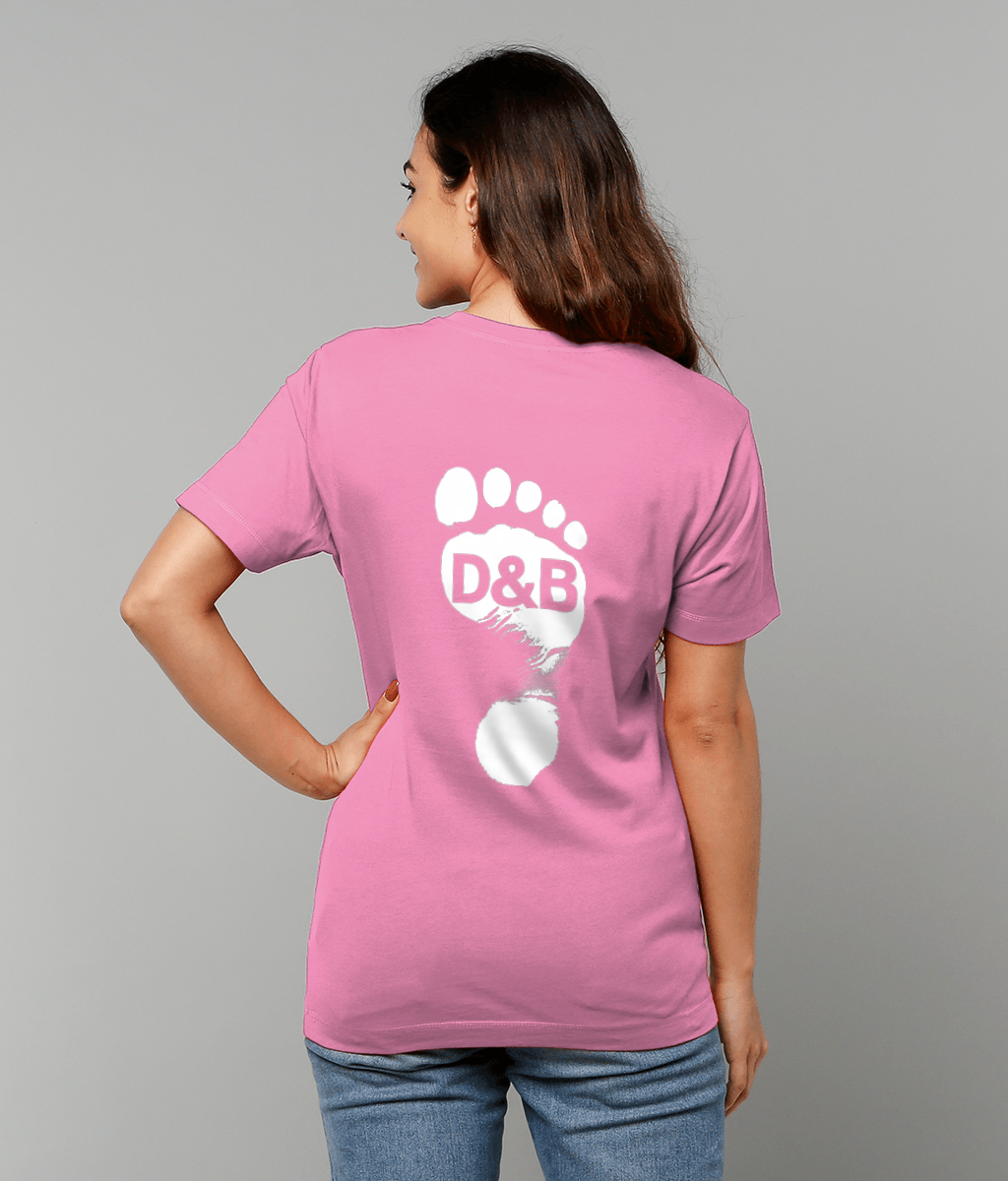 Unisex Pink T-shirt for Adults – Music Festival Streetwear Rave Clothing – Techno, EDM, DJ Shirt - drum and bass footprint print